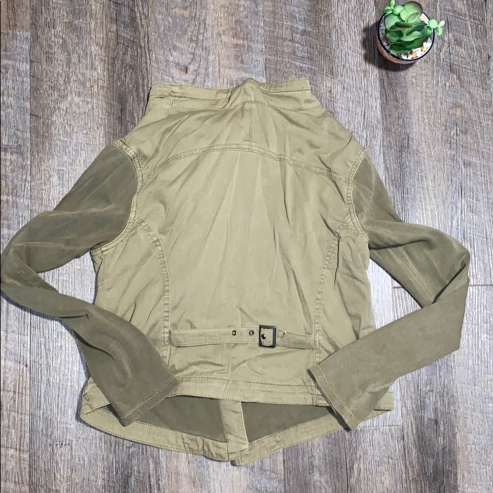 Thread & Supply Light Jacket - Picture 4 of 8